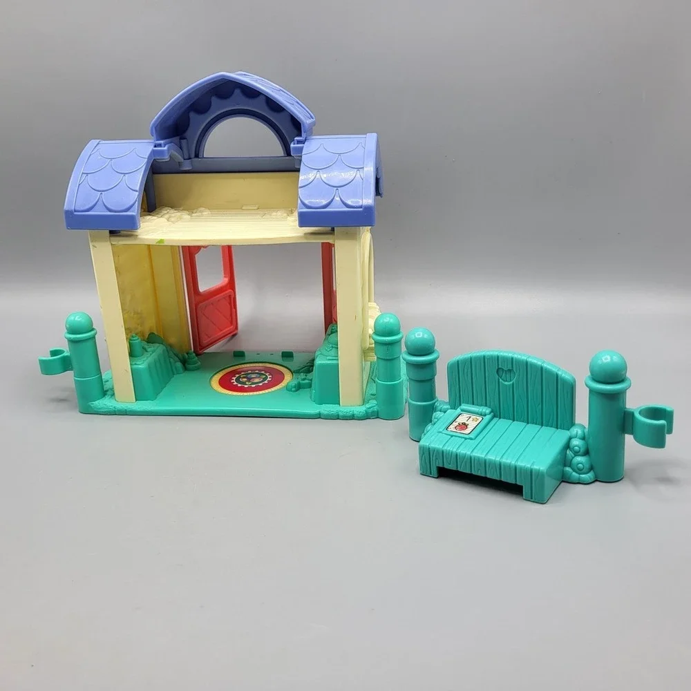 Fisher Price Little People Garden Tea Party Playset Figures Furniture Multicolor